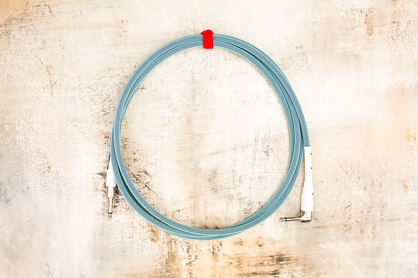  10' Standard in Retro Sea Foam with Neutrik Right Angle Nickel to Neutrik Straight Nickel with White Tubes