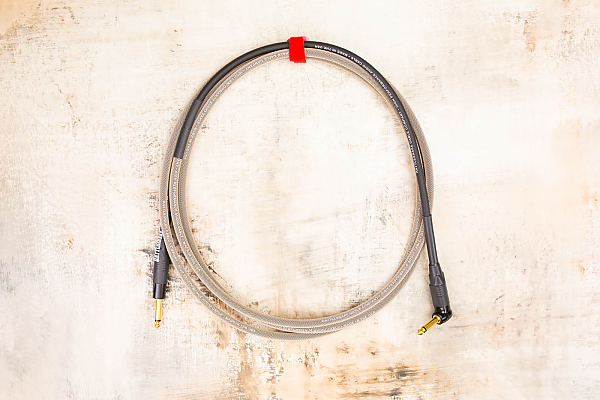  10' Snake Head in Dirty Tweed with Neutrik Right Angle Gold (connected to instrument) to Neutrik Straight Gold 