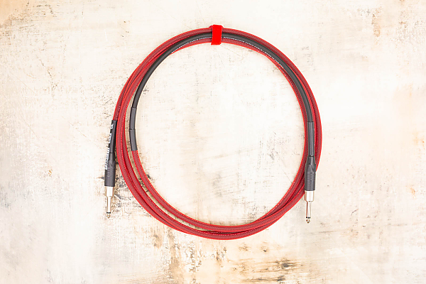 10' Snake Head in Red with Neutrik Straight Nickel (connected to instrument) to Neutrik Straight Nickel 