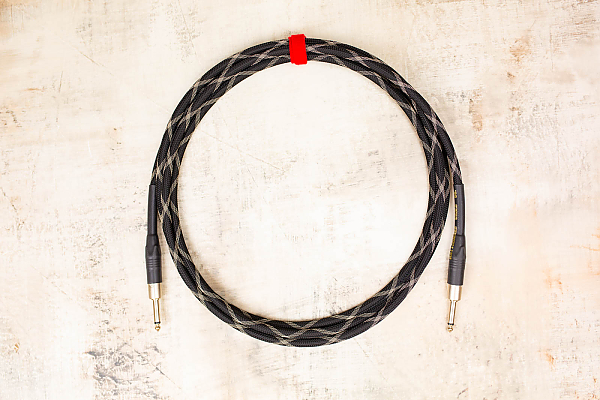 10' Standard in Sidewinder Black with Neutrik Straight Nickel to Neutrik Straight Nickel