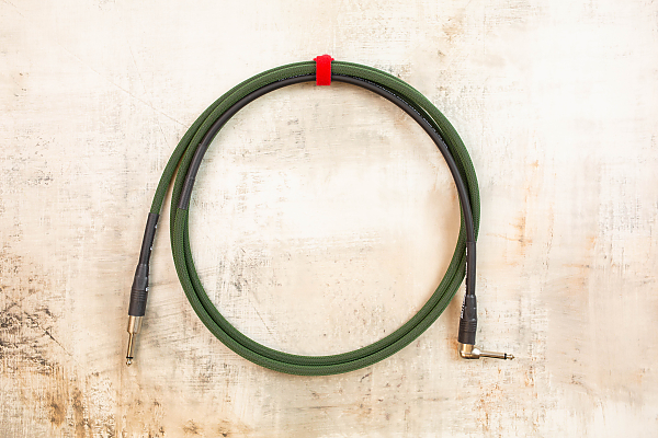 10' Snake Head in Radar Olive with Neutrik Right Angle Nickel (connected to instrument) to Neutrik Straight Nickel