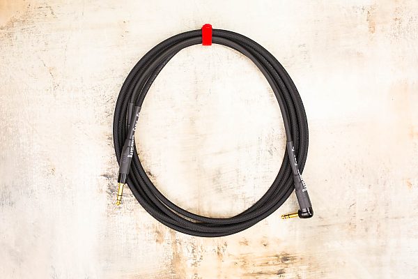 15' TRS Snake Head in Black with Neutrik Right Angle TRS Gold (connected to instrument) to Neutrik Straight TRS Gold