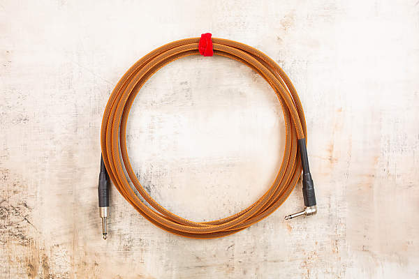 15' Standard in Copper with Neutrik Straight Nickel to Neutrik Right Angle Nickel