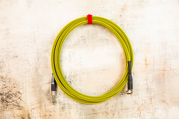 15' Standard in Curry with Neutrik Straight Nickel to Neutrik Right Angle Nickel