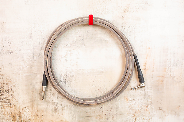 15' Standard in Dirty Tweed with Neutrik Straight Nickel to Neutrik Right Angle Nickel