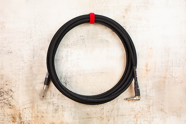 20' Standard in Black with Neutrik Straight Nickel to Neutrik Right Angle Nickel