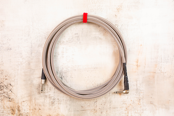 20' Standard in Dirty Tweed with Neutrik Straight Nickel to Neutrik Right Angle Nickel