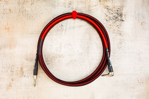 15' Snake Head in Oxblood with Neutrik Right Angle Nickel (connected to instrument) to Neutrik Straight Nickel 