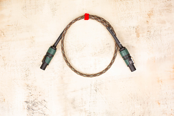 3' Speaker Cable in Snake Weave with Neutrik SpeakOn NL4 to Neutrik SpeakOn NL4